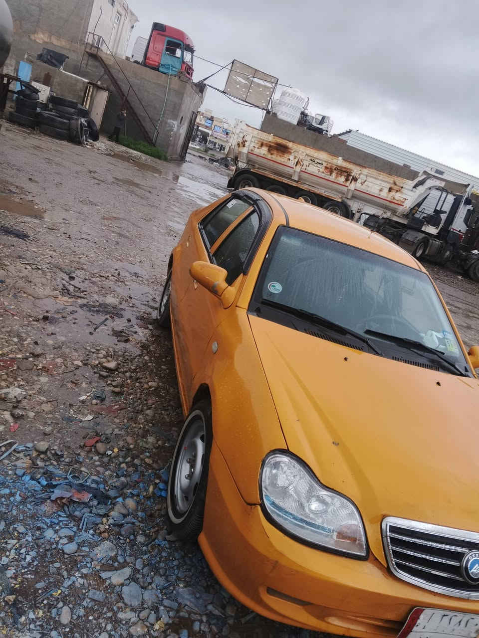 سي كي
موديل 13 رقم نينوه
سنويه 28 
صبغ احزام 
داخل اسود 
***********
