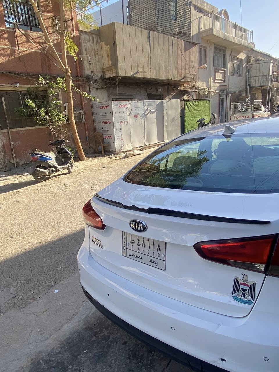 كيا فورتي مديل 2017 للبيع او مراوس بعاليه حديثه
حادث امريكا جاملغ وبنيد ونفسهن معمريهن ليبل واحد
وبلعراق باب السايق  اثر شخوط بخ فقط بدون معجون

لغد شاصي مكفولات تبريد ثلج كهرباييات كله مكفول
مكينة ٢٠٠٠ دوش المرغوبة طياره كله محسن
گير AT المرغوب مكفول
صدر ٩٠ /١٠٠ سنويه جديده لل 28

السيارة عليهة بوليش ونانو وتلميع تخبل ليرة لوك
عليهة ادامة كاملة مجاول بلكات جويتر منظومة بانزين كاملة عبوه و فيت بم جديد اصلي وكالة وقاعده احتياط دوشمة تفصال ًو ارضيه جلد جديدة ربع ما تصرف عليهة 

جام لايت جديد منضومه زينون ام ٣٠٠ كامره بلاد وشاشه
السيارة رقم بغداد باسمي سعرهة 115 وبي مجال قليل جدآ مكان السيارة بغداد الكرخ شارع حيفا قرب البيروتي الصور وسونار وكل التفاصيل موجودة لحد يخابرني يكلي شبيهة 

***********  واتساب
***********
