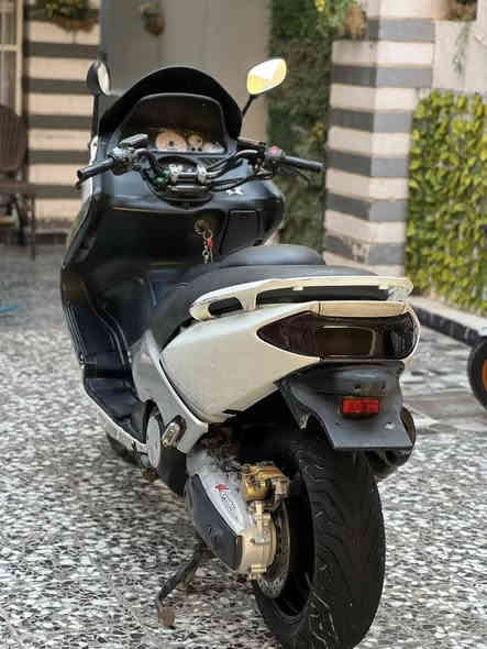 السلام عليكم تيماكس كابريتر 2007 مكفوله كفاله عامه مكينه برغي ممفتوح بيه سعر 15 ورقه.  العنوان بغداد حي البنوك ***********
