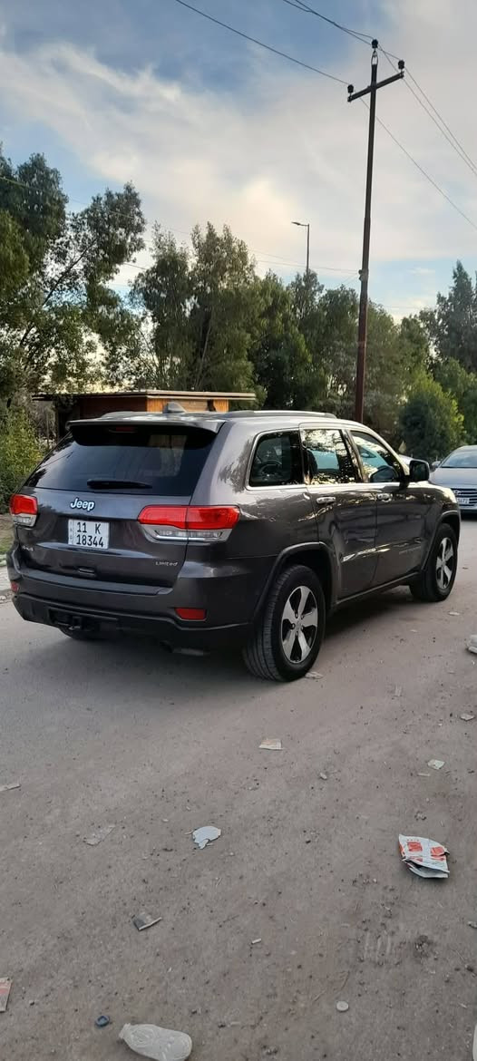 سلام عليكم جيب 2014 فول مواصفات محرك 6 سلندر سياره جديده ومال بيت رقمه بغداد مشروع وطني بسمي رقم جديد هزه جديده كير محرك صدر جديد مراوس أو لبيع مكاني بغداد الدوره  سياره بدون يرباك بيه خشم جملغ والبنيد وبيه باب كلير رقمي *********** السعر 185 بغداد, العراق
