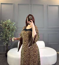 فستان كلوشة • قماش كريشة • فري سايز ٨٥كغ