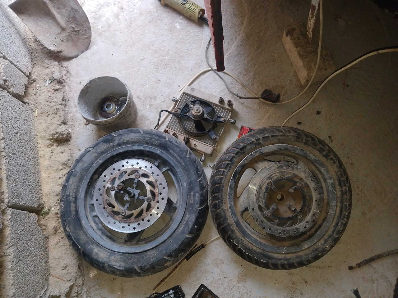 سلام عليكم غراض تفصيخ لبيع مال فورزه صفر سته لبيع سعر 100 وبي مجال بكان كوت قضاء لحي


**إذا كنت صاحب هذا الإعلان وتريد حذفه لأي سبب، رجاءا أرسل رسالة إلى الدعم الفني**