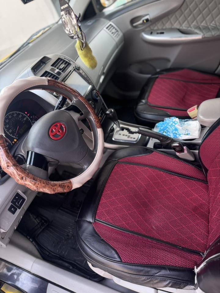 السلام عليكم  تكسي كورلا للبيع موديل2009ضررها جاملغ خلفي جهة السكن فقط بجم كبس سياره حلوه محرك 19جديد  شاده  سعرها 117 وبيها مجال للتواصل معه صاحب الرقم السياره موالي
***********
