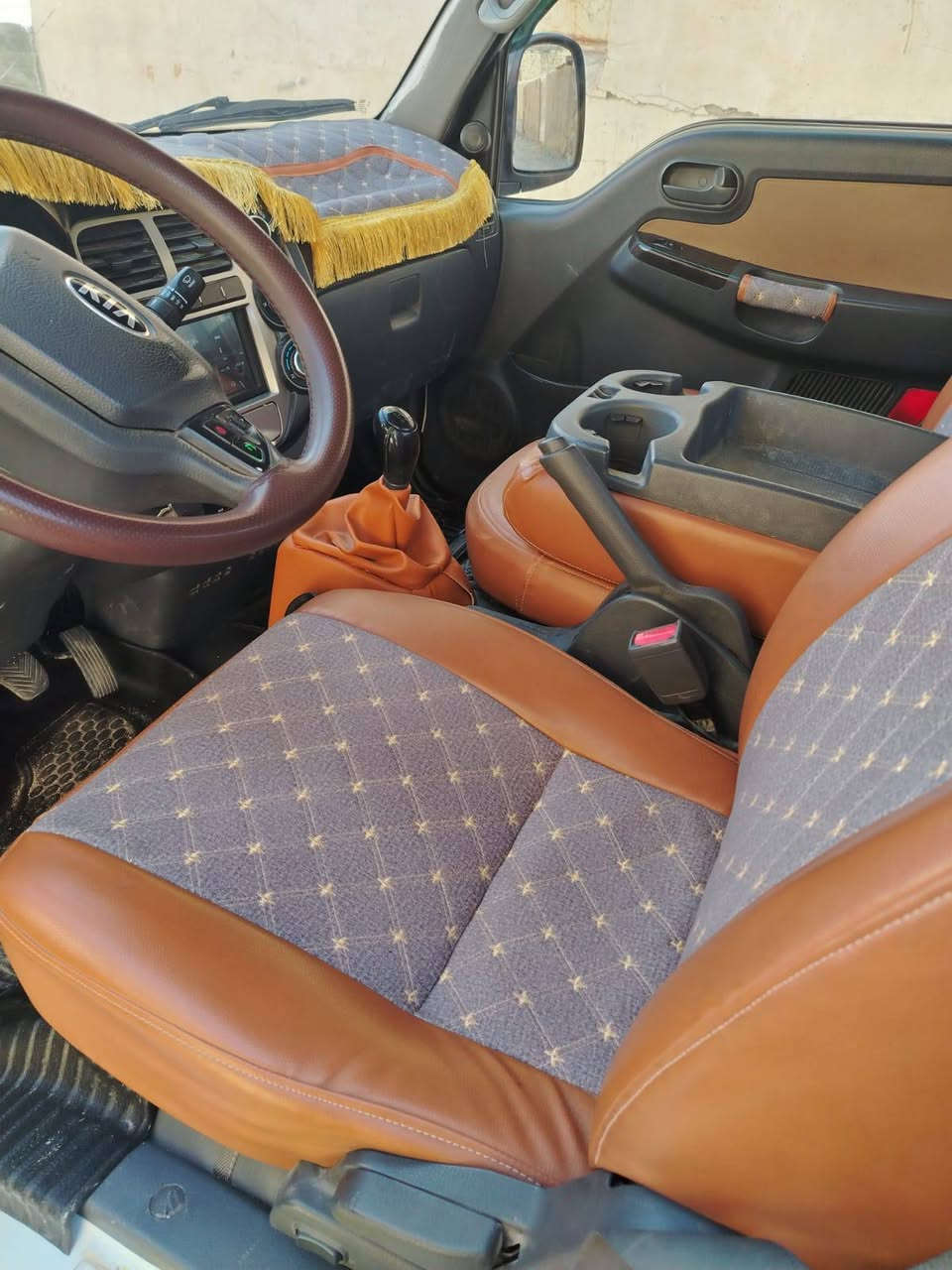 سلام عليكم ورحمه الله وبركاته
كيه بنكو موديل 2020 رقم بغداد انكليزي كفاله عامه ماعده الي موضح بلصوره  العنوان بغداد الكمالية  السعر 122 وبيها مجال شي بصيط
***********
