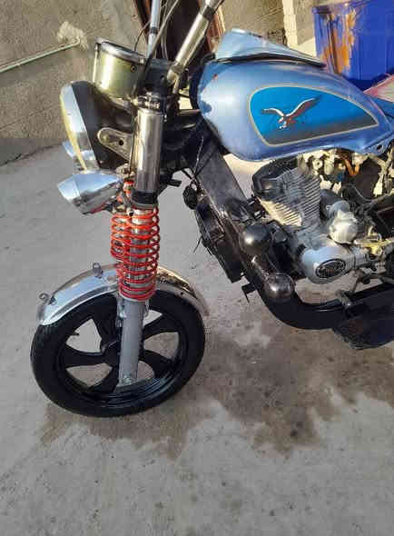 ستوته جمره
البيع وراق 2019
شاصي كفاله مكينه مفتوحه
 كهربايات كله شغاله
المكان خور الزبير
سعرمليون و400وبيه مجال
***********
