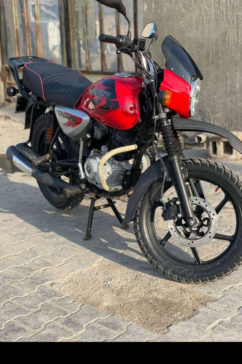 السلام عليكم دراجة بوكسر فحل مديل 23رقم و سنوية دراجة مكفولة من كلشي سعر 2700 و بيهه مجال مكان بصرة امن الداخلي ***********
