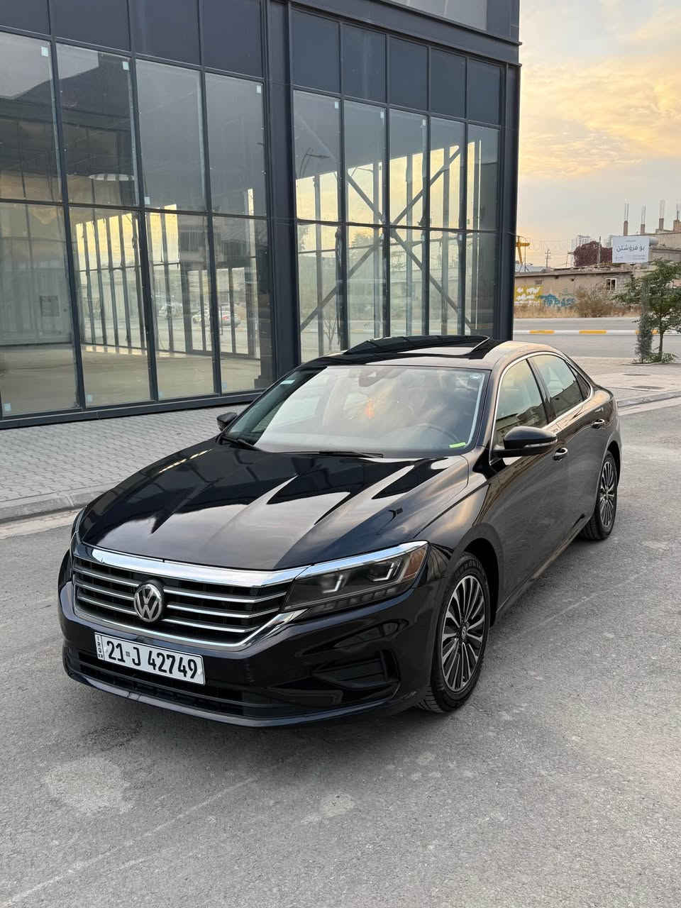 سلام عليكم فولكسواكن باسات ٢٠٢٠
مواصفات سلايد بصمه جلد كشنات تدفئه رادارات مواصفات معروفة السيارة بشرط گير و محرك ماشيه ٦٢ الف ميل السيارة بيه ٢ قطعة و شبر صبغ بدون ايرباكات بدون شاصي وهاي رقم الشاصي 1VWWA7A3XLC012505
سعر السيارة ١٤٨ ومجال بسيط مكان السيارة سليمانية للبيع فقط بدون مراوس *********** السليمانية, العراق
