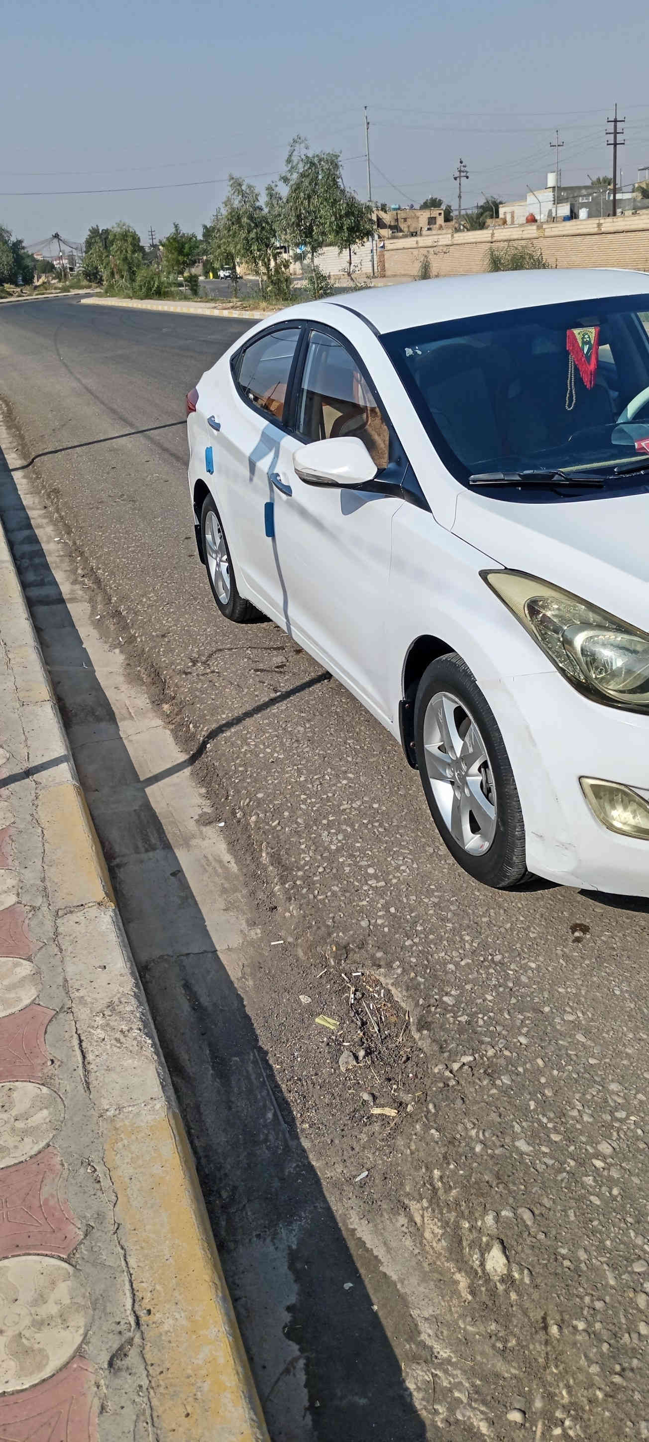 سلام عليكم النترا للبيع موديل 13 وارد خليجي مكينه 1800 رقم ميسان سياره جاهزه من كلشي مكينه وكير مكفولات تخم تاير تبريد ثلج حداده فول ماناقصه اي شي سعر 100 وبيها مجال مكان سياره ميسان المجر الكبير /***********
