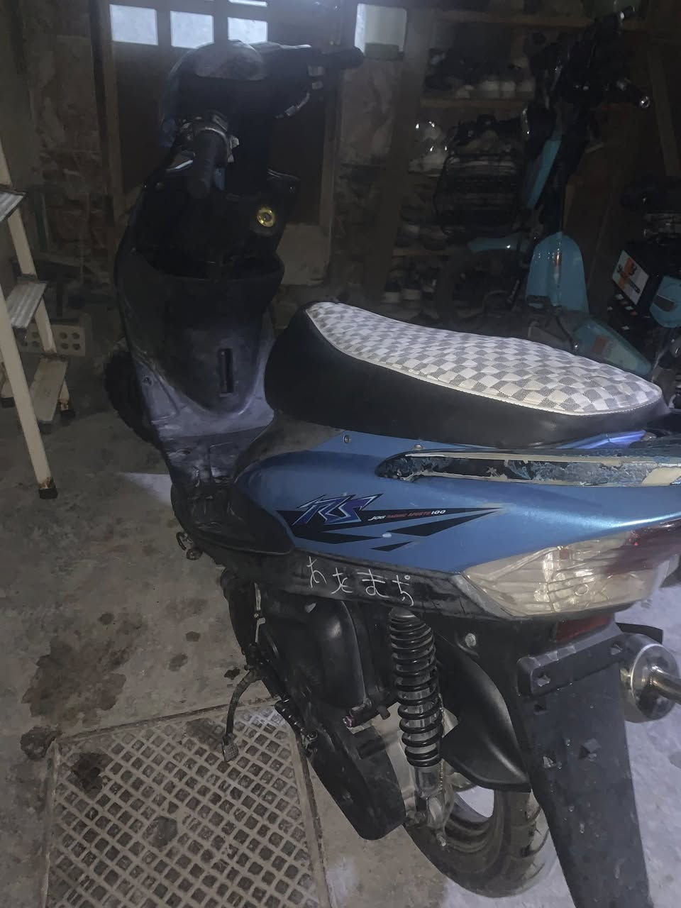 سلام عليكم ماكس عدله ٥٥ جديد مناقصها برغي كلها جاهزه بيع او مراوس ب بوليس
مكاني كربلاء 
السعر ٥٥٠ وبيها مجال 
*********** بي واتساب
