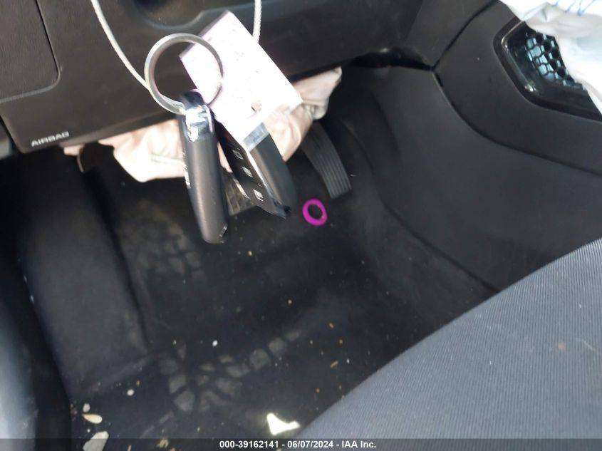 تيرل بلايزر 2023 
حادث موضح بالصور
سيارة تجمع الشكل الرياضي ويا الراحة والاعتمادية 💯
محرك 1.3 تيربو اقتصادي وقوي بنفس الوقت، مناسب للمدينة والسفر 🚗
دفع أمامي أو رباعي يطيك ثبات وثقة 
من ناحية الراحة 👌
❄️ تكييف الكتروني  قوي يبرد 
🔥 تدفئة الكتروني ممتازة للشتاء وتوزيع هواء متوازن
🪑 مقاعد مريحة للمشاوير الطويلة
🔇 عزل زين يقلل الضجيج ويخلي القيادة هادئة
🔒 أنظمة أمان متقدمة
✅ سيارة عملية، أنيقة، وتناسب الاستخدام اليومي بكل الفصول

 السعر 135$ مناسبة جدا 

***********
