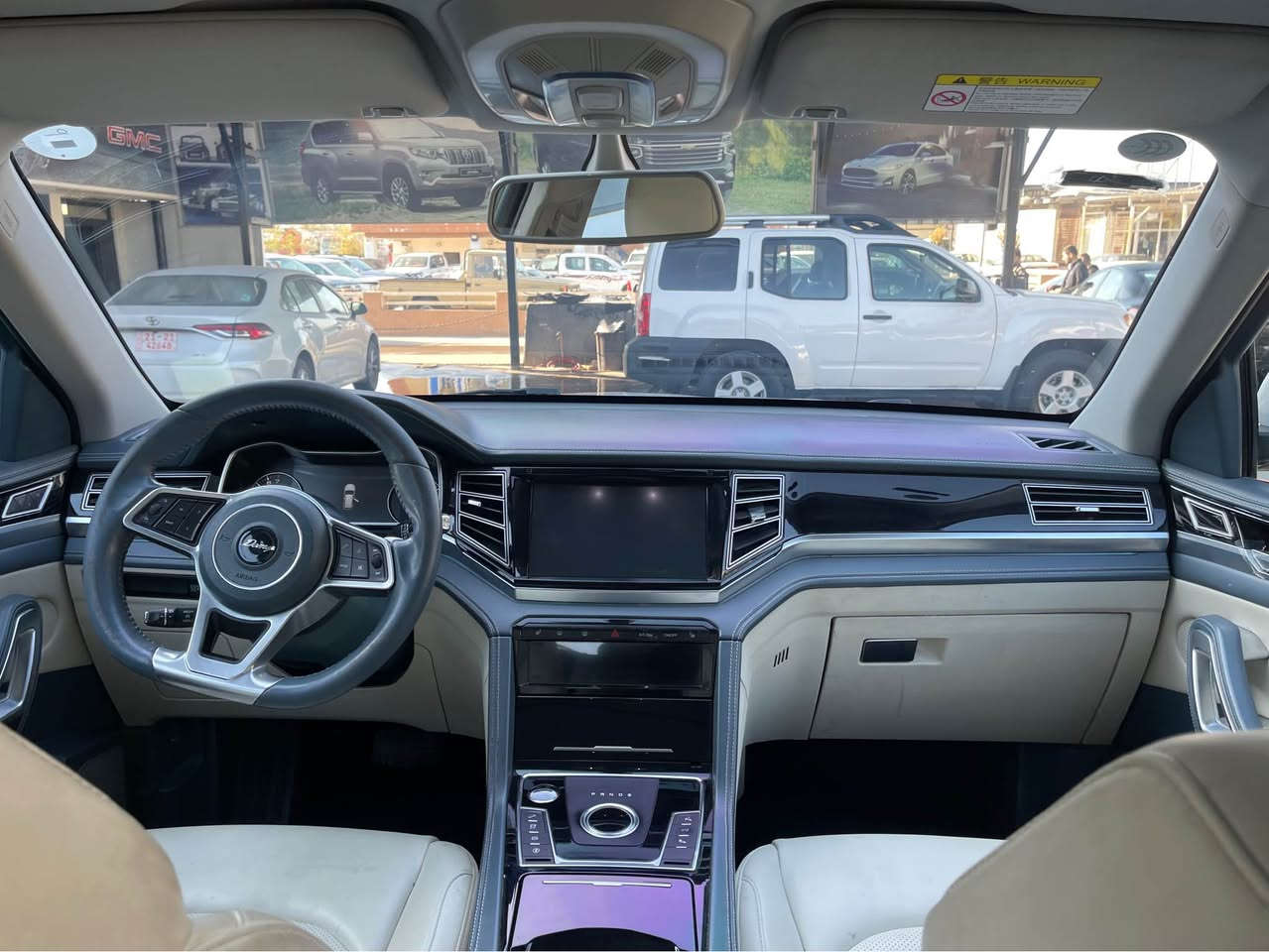 DOMY  X7 2019
 بیع او تراوس
بۆ فرۆشتن و گۆڕینەوە بە سەیارەیەک بەدڵم بێت
فوول فوول مواسەفات بۆیاخی نییە ساردی نییە
بەسمە دەرگا بەسمە پانۆرامە شاشەو کامێرا
لایت لید بلاجیکتۆر لید ڕاداری پێشەوە ودواوەو لاتەنیشتەکان هەر ٤ دەرگاو سنوقی شەفت بەسمە کوشن کارەبا ئۆتۆ هۆڵد برێک بەسمە تراکشن ٤ جۆر مۆدی لێخورین مەکینە ٢٠ی تۆڕبۆ گێڕماوس گێڕ سەر سوکان شاشە ئەلیکترۆنیسوکان ڤۆلێۆم تەحدید سرعە eco کار پلەی لیدی داشبڵ و بەر پێ ٣ ڕیز کوشن مەرکەزی کوشن هیتەر و جلد کوشن و ناوی سپی ونیلی تەقەڵ زۆر زۆر مواسەفاتی زیاتر.
گێڕو مەکینەی بە شەرت 
سەنەوی بەسەر چووە 
تەحویل و غرامە بەشەرت
نرخی ١٦٠ گەڵاو کەمێک مەجال
سلێمانی:
***********
*********** السليمانية, العراق
