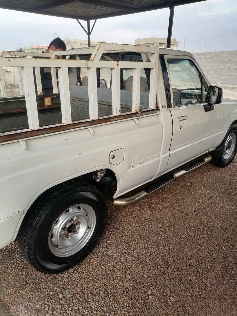 بيكم 1988
مكفوله من كلشي كير اوتماتيك محرك كروسده 
مصبوغه جمالي رقم انبار اصفر 
السعر 39 وبيها مجال 
العنوان الانبار عامريه 
***********
