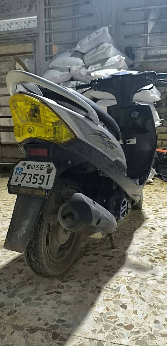 سلام عليكم ماكس عدلة للبيع رمبة بوشة 49 الدراجة جديدة بمعنه الكلمة محرك مامفتوح الدراجة خير من الله كفرات وسوادات بلادي كلشي بيها بلادي سعر 500 وبيها مجال حك الجية مكان بابل حلة


**إذا كنت صاحب هذا الإعلان وتريد حذفه لأي سبب، رجاءا أرسل رسالة إلى الدعم الفني**