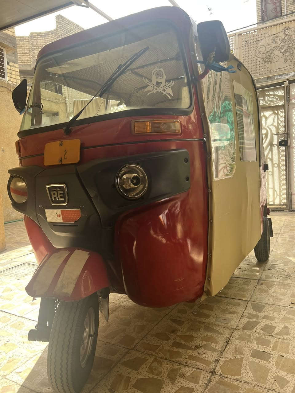 تكتك موديل 2018 أوراق السعر 3. او نص او بيه مجال قليل  ***********
