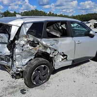 نيسان روج موديل ٢٠٢٤   مواصفات sv  سعر ١٠٠ ورقة يعني شدة   موجودة سيار...