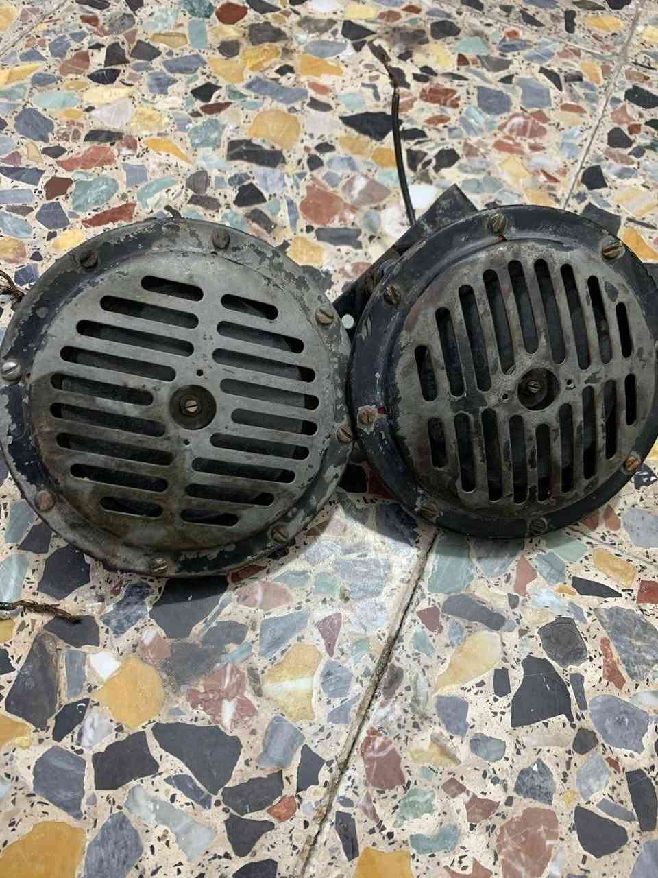 سلام عليكم مرخصه الادمن هورن بوش جنح ٩ / ١٠ بلادي ما محور على فحص نغمه جيل طيبين جناي يعرف بي عنوان بغداد مدينه الصدر سعر ٤٠٠ وبي مجال للشراي *********** متواجد وتساب وتصل
