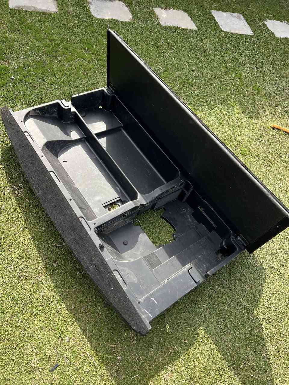 سلام عليكم 
فرش صندوق اكسبيديشن MAX 2023
سعر 200$ 
واتساب *********** 📞
