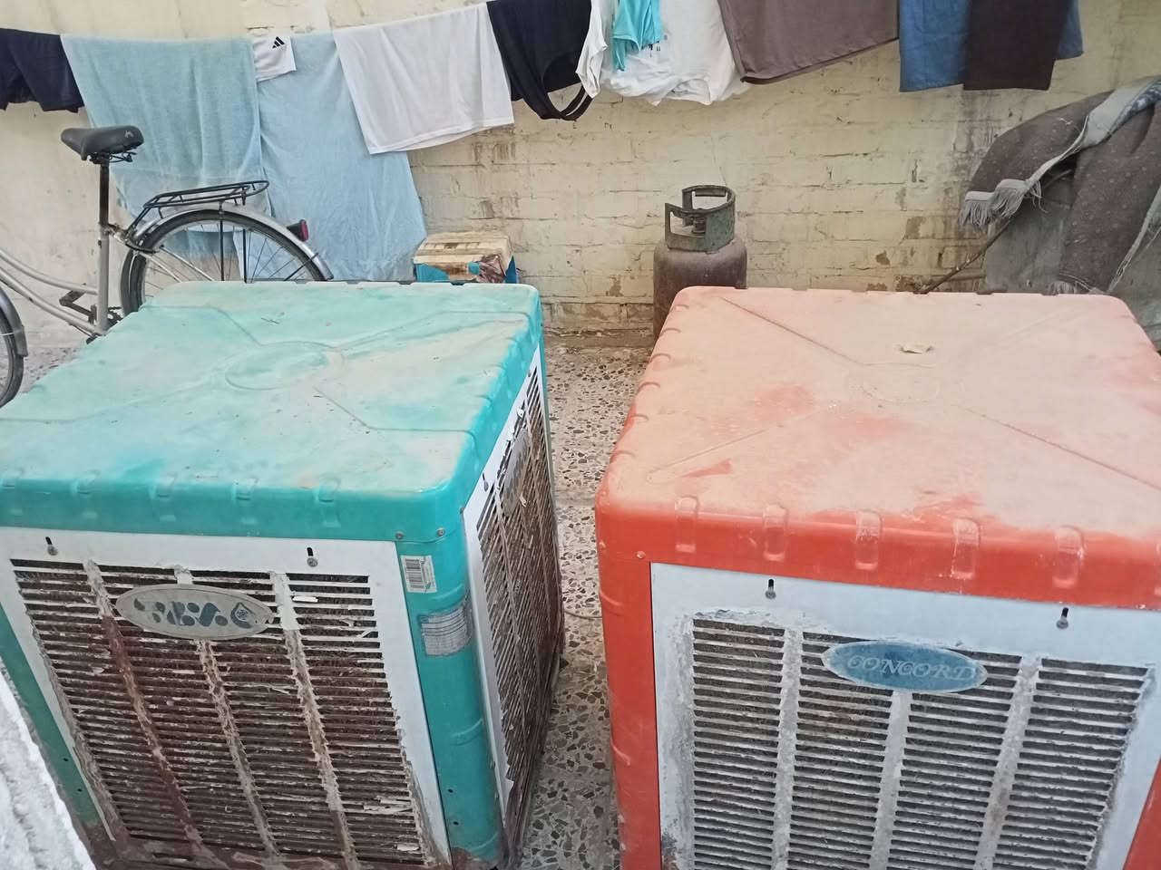 السلام عليكم مبردات اثنين بسعر مناسب


**إذا كنت صاحب هذا الإعلان وتريد حذفه لأي سبب، رجاءا أرسل رسالة إلى الدعم الفني**
