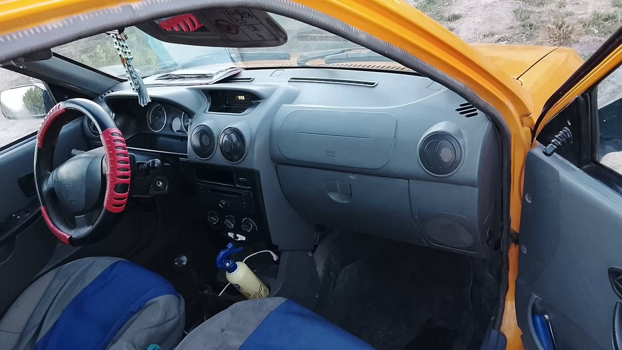 سايبة2018 مطلوبة هية50الف محرك طابوكة صار شهر من شديته  وكير جديد حدادية كله جديدة بسمي السيارة اداورك ثاني يوم رقمه ذي قار
السعر 40 وبيه مجال لشرائح
العنوان ناصرية حي السبل وهذا رقمي***********
