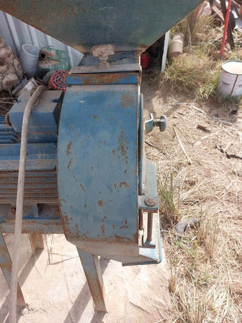 السلام عليكم جاروش للبيع تجرش كافه انواع الحبوب مستخدم قليل الماطور صناعي ثري فيز 7.5 احصان المكان محافظة بابل الإسكندرية سعر مليون وبيه مجال للتواصل
***********
