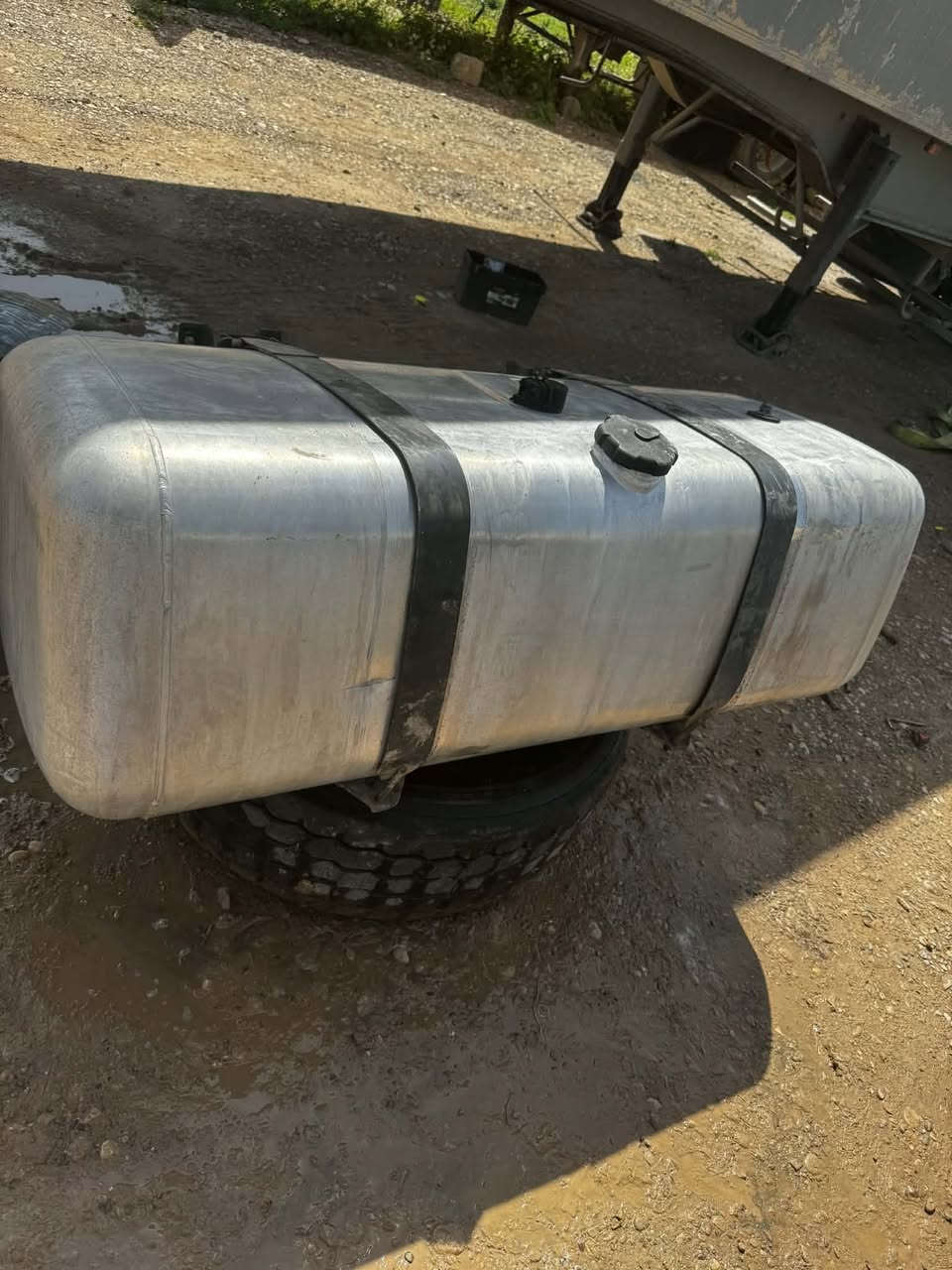 السلام عليكم تانكي كاز مال وحش للبيع 500لتر مكان سليمان بيك الشراي
يتصل برقم ***********
