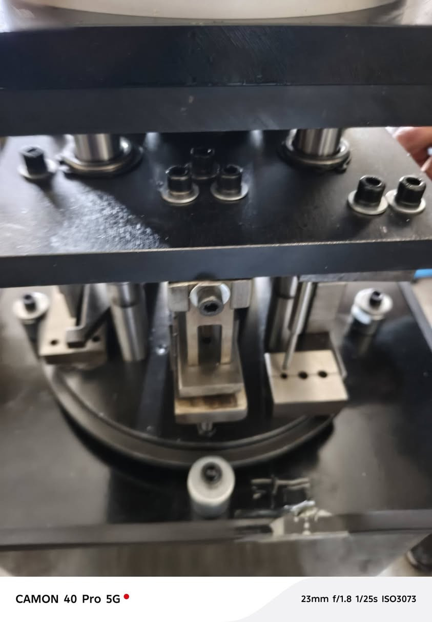 ثاقبة سلايت 5مراحل جديد جديد لل بيع المكان سليمانية يوجد توصيل لعد جميع المحافظات العراق ***********
