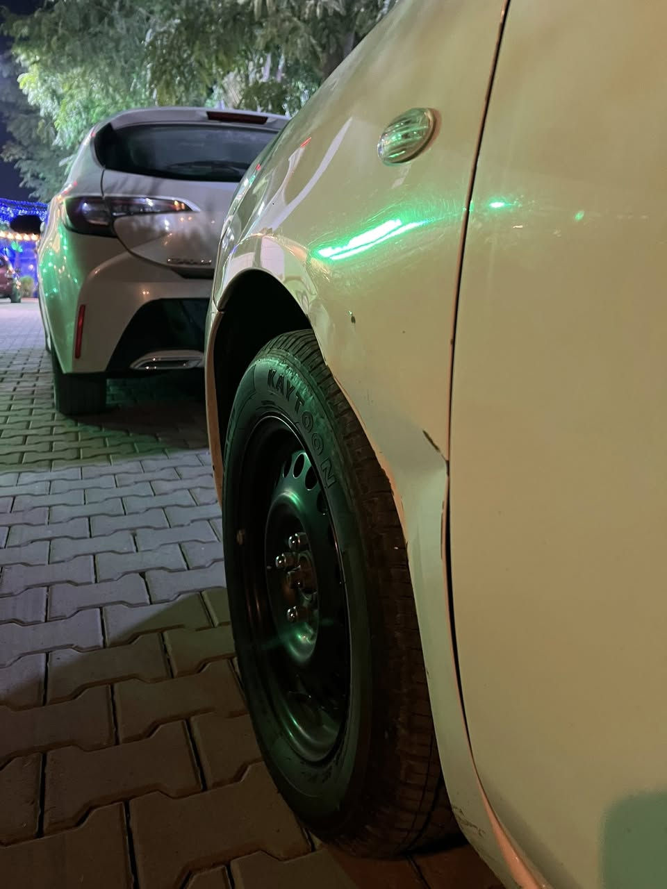 سلام عليكم نيسان سني 2021 خليجي بيها جاملغ خلفي وصندوك  البليته الزركه ماشه 185 السعر 107 وبيها مجال منضومه غاز بيها سياره صارلها 7 اشهر جاهزه وكامله وصدرها نص  عمر كير مكينه تبريد تدفئه كلها مكفوله موقع السياره بغداد الجديده 
بيها ملاحضات ب كشر ب جاملغات الاماميه موضحه ب صور 
***********
