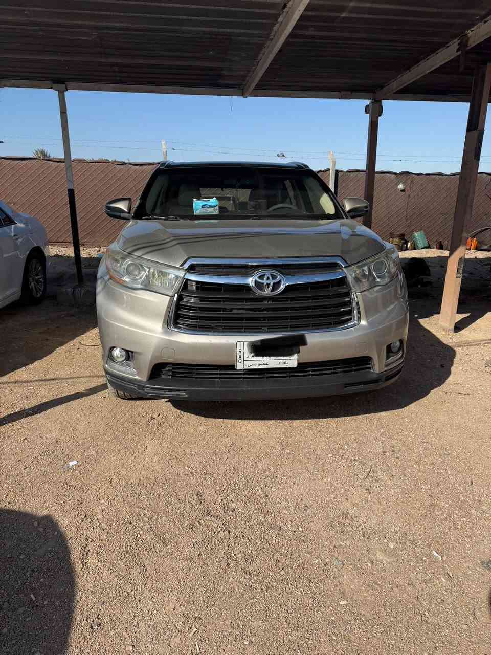 هايلاندر 2014 لمتد فول عدا الفور ويل 
بدون ايرباك 
6 سلندر 
رقم بغداد باسمي 
كشنات vip
دواخل بيجي 
بارد فقط قليل جاملغ خلفي و باب صندوق  كلير فقط 
ماشية 80 mil
  مكاني حلة / ***********
