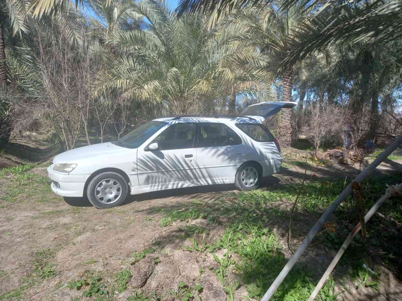 السلام عليكم بيجو فرنسي استيشن٣٠٦ للبيع موديل ٢٠٠٣  مكينه جديده كير جديد  صدر امامي  رقم ديالى شرط التحويل مكنها بغداد  جسر ديالى  رقم الهاتف *********** السعر ٣٦
