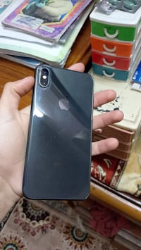 آيفون XS ماكس • ٦٤ • بطارية مستبدلة
