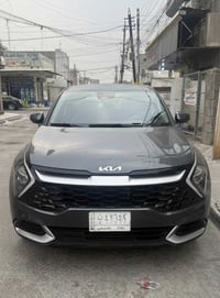 سبورتج LX 2023  1. ماشي فقط 35 الف كيلو   2. محرك 1.6 هايبرد تيربو  – ...