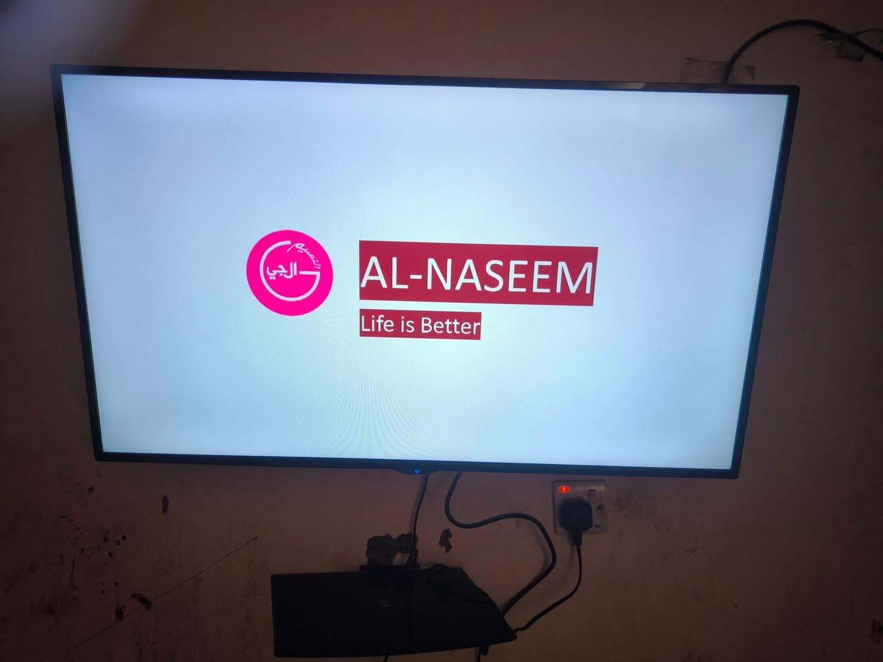 بلازمة 42 شغالة اخت الجديده تكنك للبيع مال بيت سمارت إل جي
سعر 200بها مجال


**إذا كنت صاحب هذا الإعلان وتريد حذفه لأي سبب، رجاءا أرسل رسالة إلى الدعم الفني**