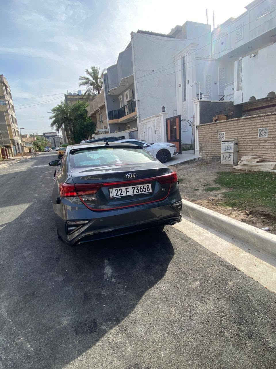 السلام عليكم
فورتي 2021 وارد أمريكي
مواصفات نص فول
رادار امامي خلفي / توقف ذاتي / مثبت سرعة / كامرة خلفية دوارة / رادار لتفادي الحوادث / وباقي المواصفات المعروفة
مكان السيارة بغداد
اي أستفسار عل رقم ما اجاوب خاص
***********

