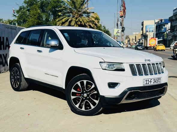 جيب موديل 2016 خليجي رقم بغداد 
المواصفات 
كشنات جلد 
كشنات كهرباء 
ويل ٢٠ 
بصمه تشغيل وابواب 
حساسات امامي خلفي 
شاشه جبيره 
كامره 
شفتات
مكينه 3600
داخل عسلي 
فتحه
مري شفط
فور ويل 
رادار 
السياره ماشيه 102 تخم تاير جديد سياره جديده كلش صور السونار مرفقه مع الصور 
وصار بيه طخه باب السايق 
مكاني بغداد الحريه 
السعر 230 وبيه مجال 
***********
