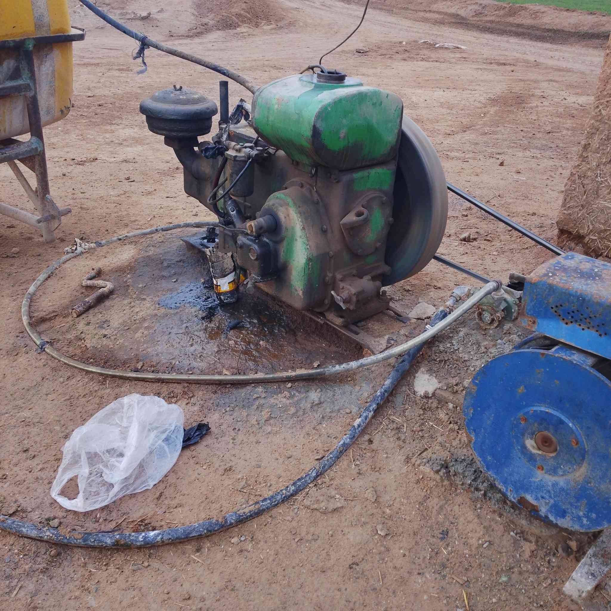 ماطر هندوري شركة مع دينمة ام 20كامل عل تشغيل كلووشرط للبيع وهلابل كرايب الاتصال عل الرقم ***********
