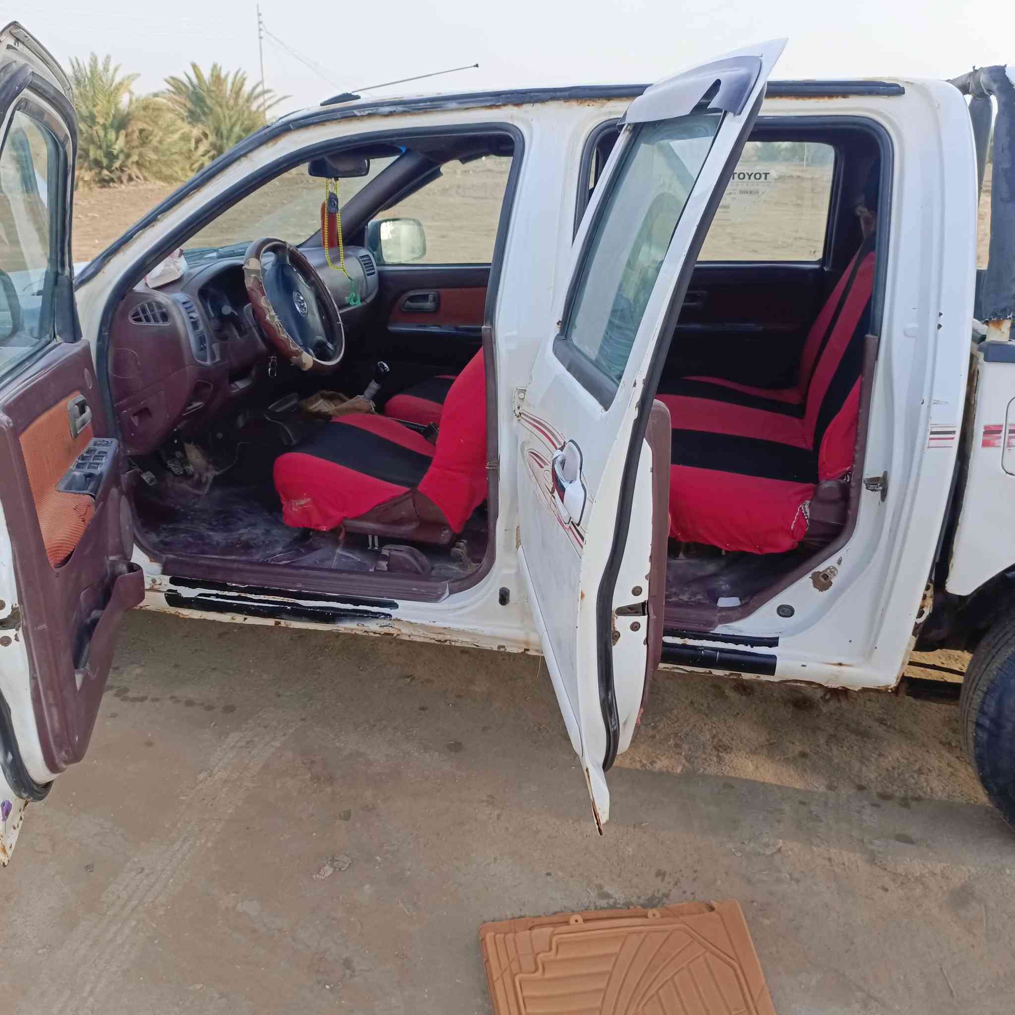 كريت ويل للبيع موديل 12 رقم قادسيه صدامي مداور شرط اوصلك للمالك محرك كير اكسن شاصي  مكفول بس بيها خياس يرادلها سمكري السعر 37 وبيها مجال مكاني السماوة الرميثه***********
