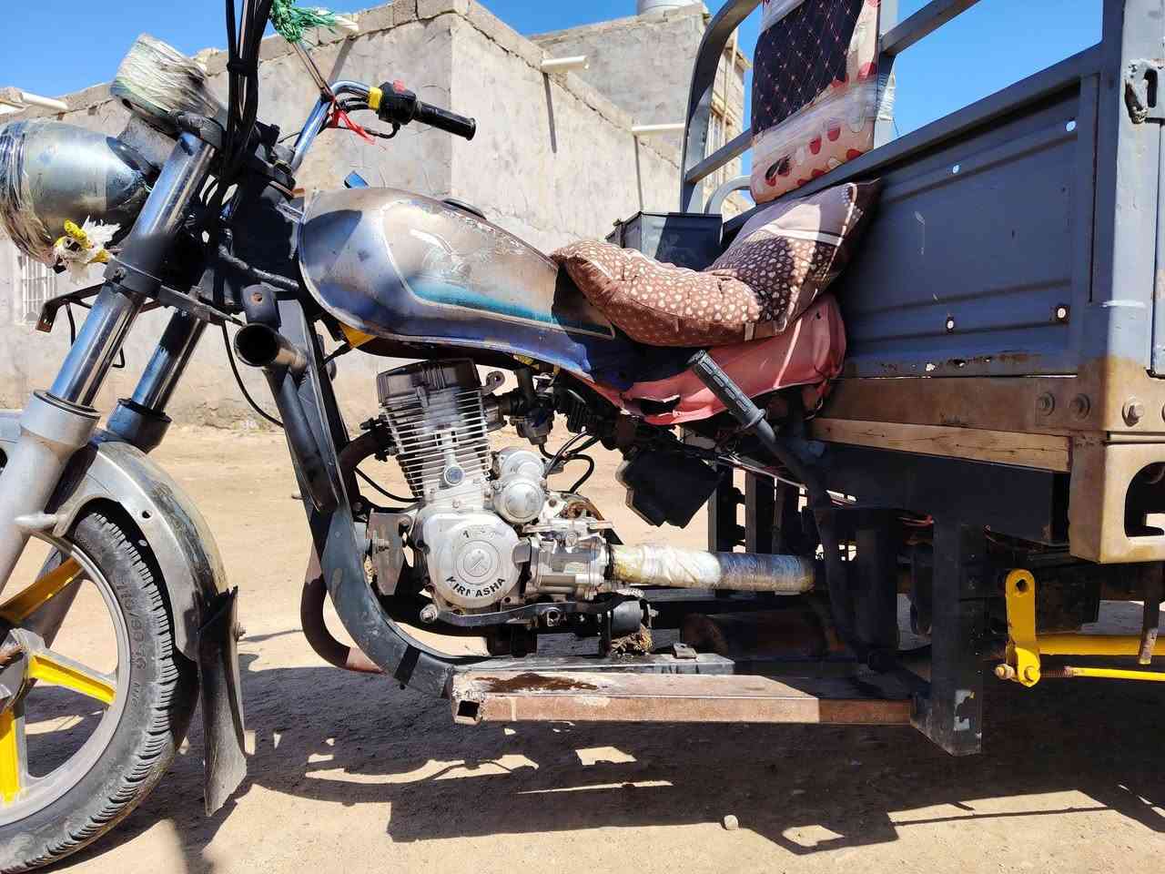 سلام عليكم ستوته للبيع
موديل 2014 سنويه ورقم 
ستوته نضيفه خير من الله 
لا بيها كص ولا لحيم 
فقط كايم بيها كرنك 
السعر 1250 مليون وميتين و خمسين  وبيها مجال للطيبين
الإتصال /***********
عنوانه ميسان قضاء الميمونه
