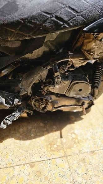 سكنس صيني محرك ياباني 
الدراجة تقبط على ٦٠ 
سعرها ١٥٠.٠٠٠ قفل
بيها كفر واحد مكسور
الشراي يتصل على هذا الرقم *********** كربلاء
