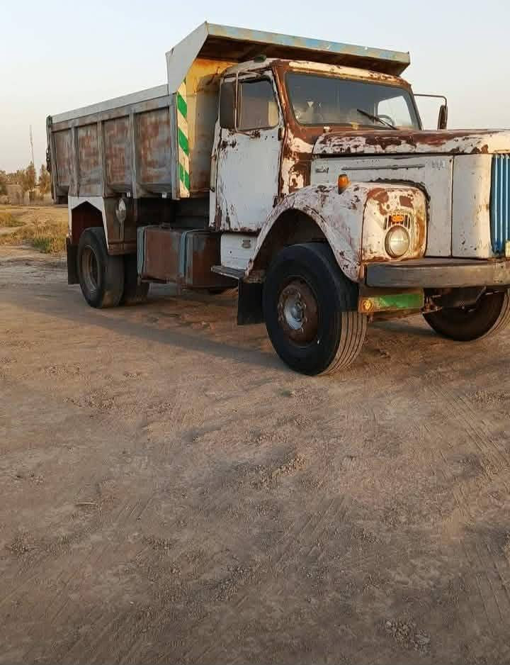 سكانيه موديل ٧٤ مكينه مكفوله كير ٥/٥ اكسن متوسط رقم بغداد مشتغل بل معمله *********** مكلف بل نشر
