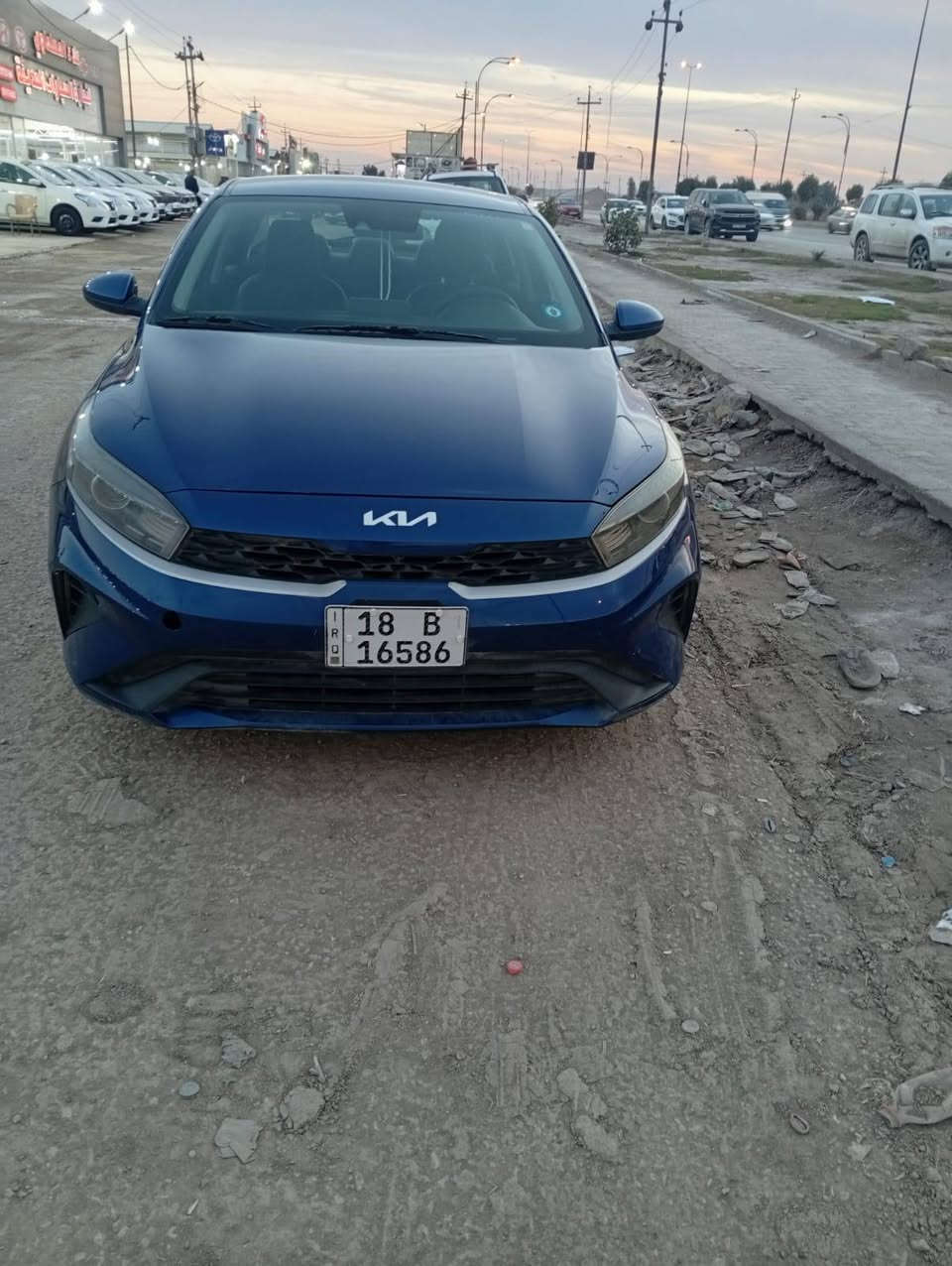 للبيع كيا فورتي موديل 23 حادث موضح بصور جاملغ نفسه اجه وياه اوجاملغ اتبدل ونصبغ الباقي مكفوله السونار كدامك ماشيه 31الف رقم بابل مفتوح بيه كازكيت فقط المكينه جديده اوجاهزه السياره من كلشي بدون ارباك السعر155اوبيه مجال قليل ***********مكاني بابل
