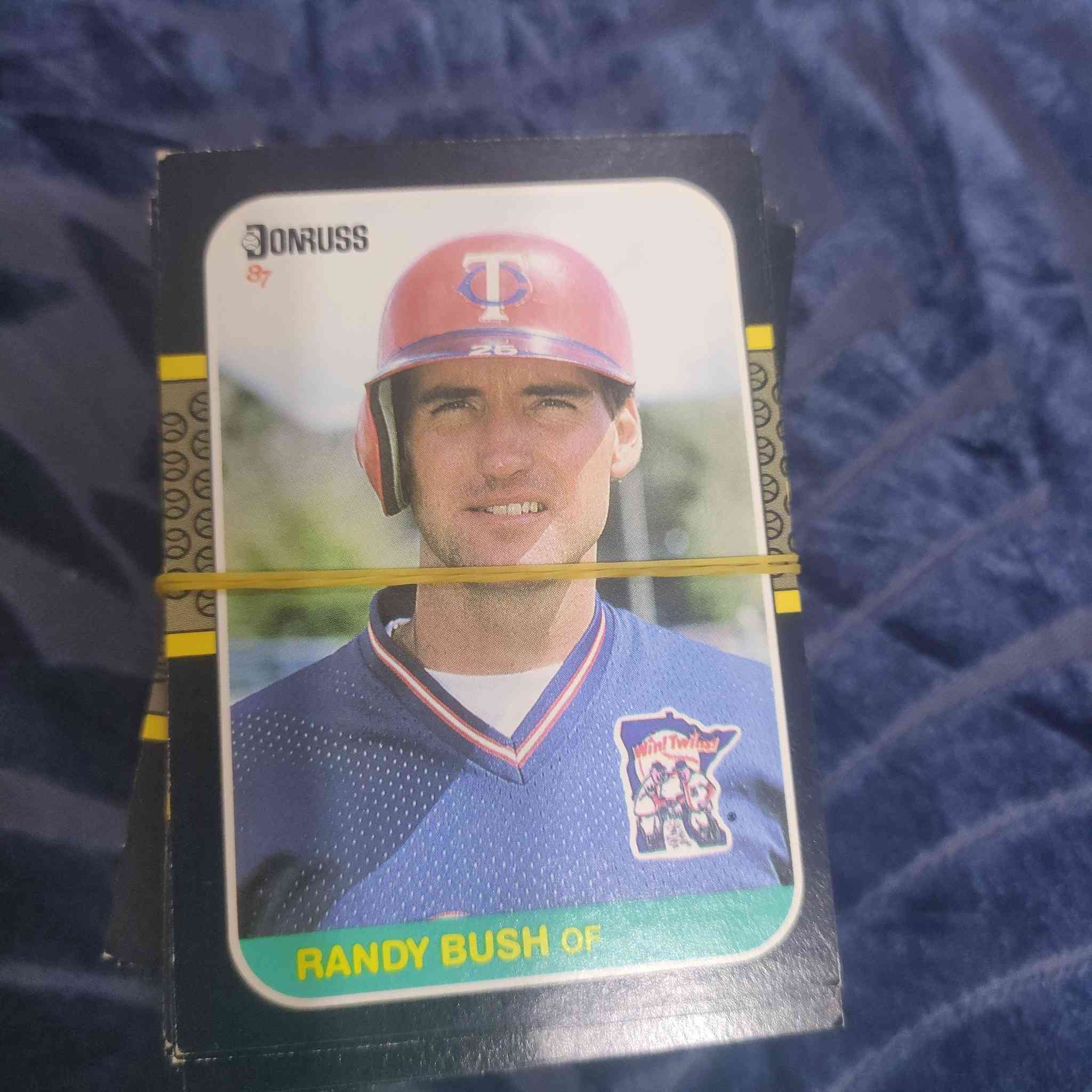 تصاوير سنه 86قديمات 150قطعه على.   سعر


**إذا كنت صاحب هذا الإعلان وتريد حذفه لأي سبب، رجاءا أرسل رسالة إلى الدعم الفني**