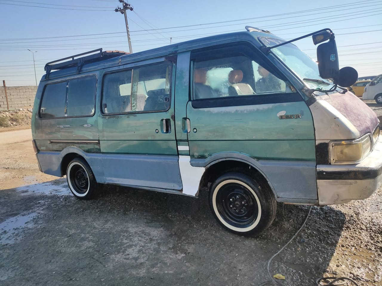 السلام عليكم كيه بسته للبيع موديل 1994 كير محرك اكسن خير من الله سنويه ل28 مصفره هيءه ومرور ارقام ورقي باقي بس تستلم لوحاتها نكليزي سعر 30 وبيه مجال المكان نجف للأستفسار ***********لسياره بسمي مداور ثاني يوم رقمها كربلاء
