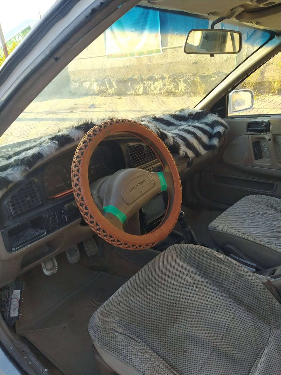 السلام عليكم ورحمه الله وبركاته
من رخصة الادمن 
النترا موديل ١٩٩٢ رقم انبار معمره جديد
محرك ١٦٠٠ قطاره ماتصرف أبد 
كير ومحرك كفاله وعلى الفحص
كهربائيات كلها شغاله جام اوتماتيك
سيارة حلوه وكاعده ومال بيت ومال خبزة لليريد يعيش
بالواقع بعد احلى من الصوره
السعر المطلوب 32 وبيها مجال للشراي
العنوان الفلوجه - حي الجولان
للاستفسار التواصل خاص او الاتصال ***********
