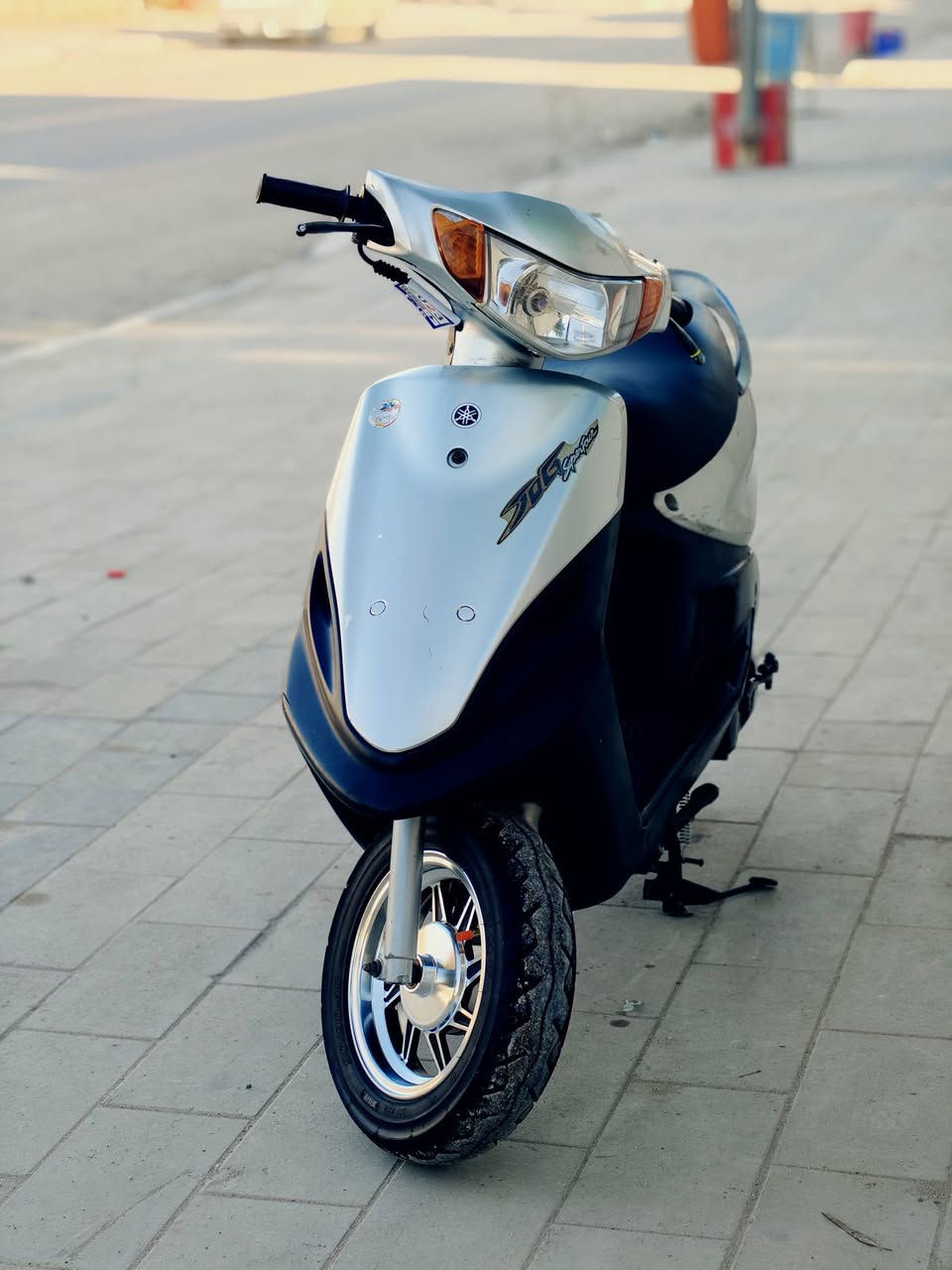 سلام عليكم دراجه للبيع ماكس قجمه توه طالعه من الحاويه ويل رياضي كزوز رياضي دراجه نضيفه كلش مكان قرنه بني منصور***********
