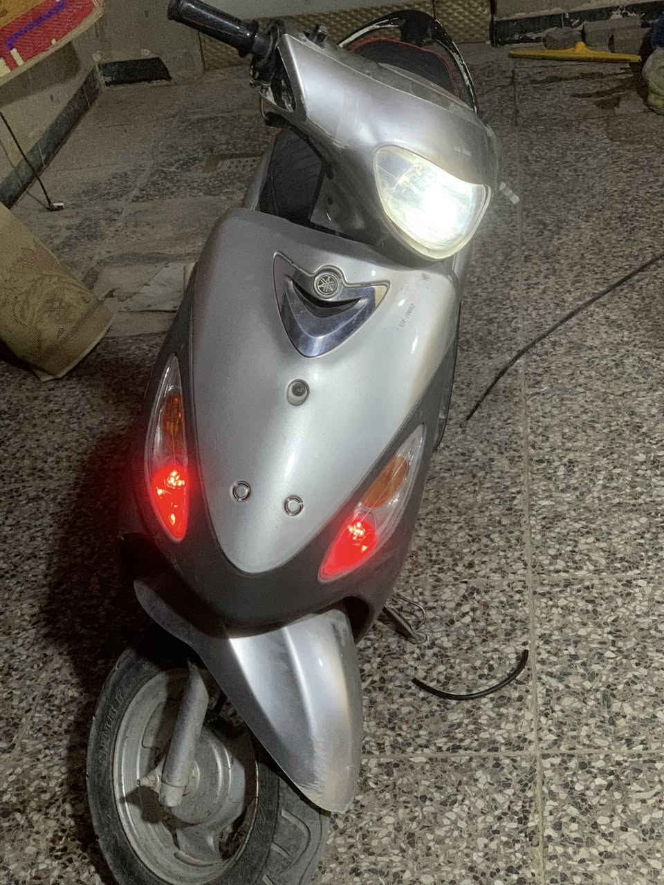 سلام عليكم دراجه ماكس منغولي 55
مكفوله من التبخير و التنقيص 
كهربايات كله شغاله 
صالنصه FM
هندر /سلف شغال 
لايت عالي ناصي شغال اشاره شغاله 
مكاني بغداد العبيدي السعر ٣٥٠
رقمي ***********
