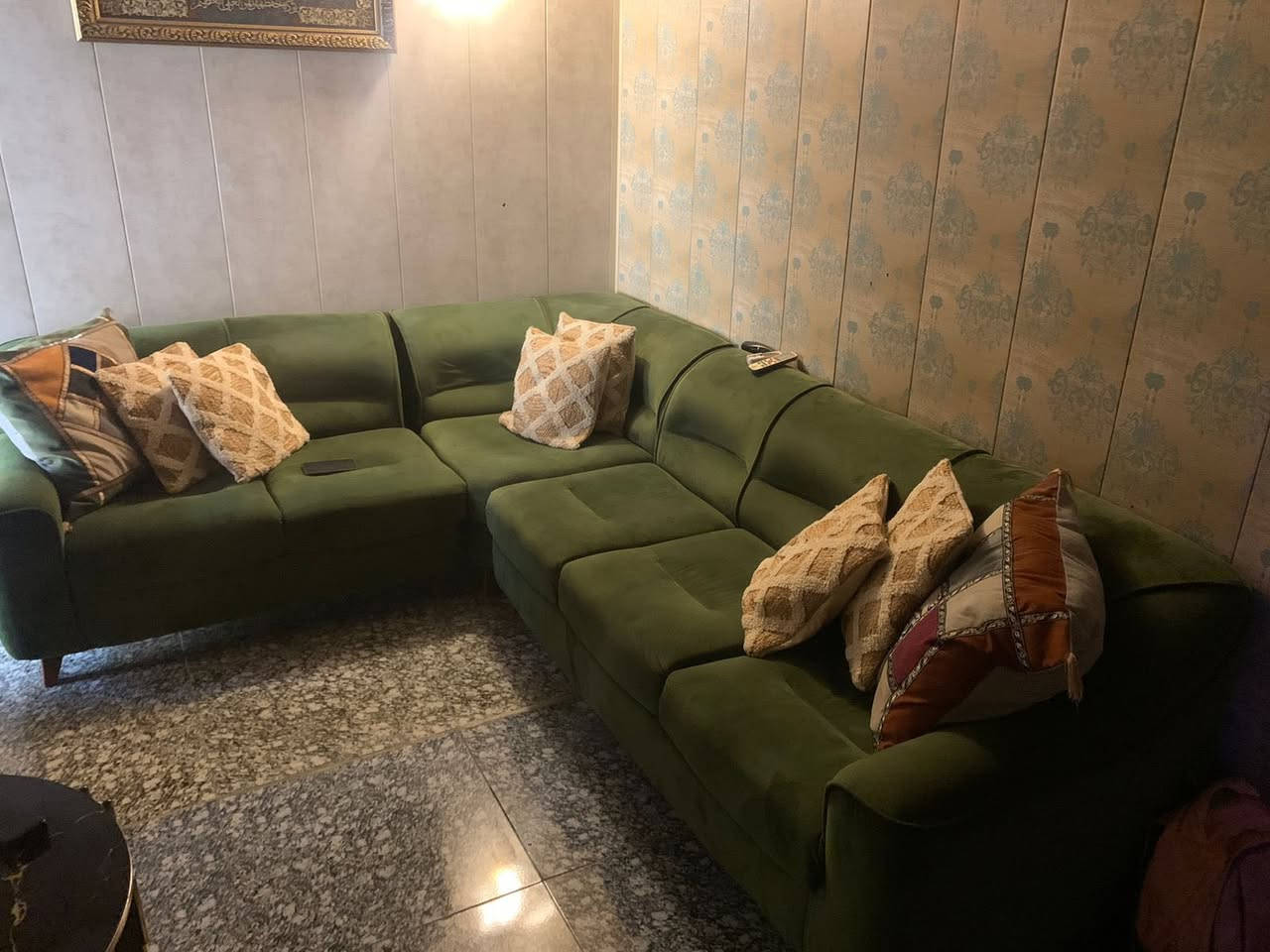 ديوان نظيف مستعمل شي قليل سعره 300 الف العنوان القاهره قرب جامع النداء


**إذا كنت صاحب هذا الإعلان وتريد حذفه لأي سبب، رجاءا أرسل رسالة إلى الدعم الفني**