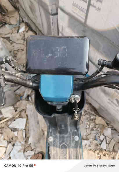 دراجه شحن 🔋⚡ 
موديل 2025✅❗
كلـشي شغـال بيـه ⚠️
بصمات 2 و سويج واحد 1⃣
سعر 380 ألف 💤
***********🔹🔸
