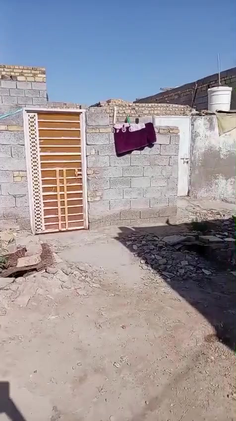 بيت حواسم مساحه 200 في حي الحسن العسكري سعر والاستفسار اتصال... ***********
