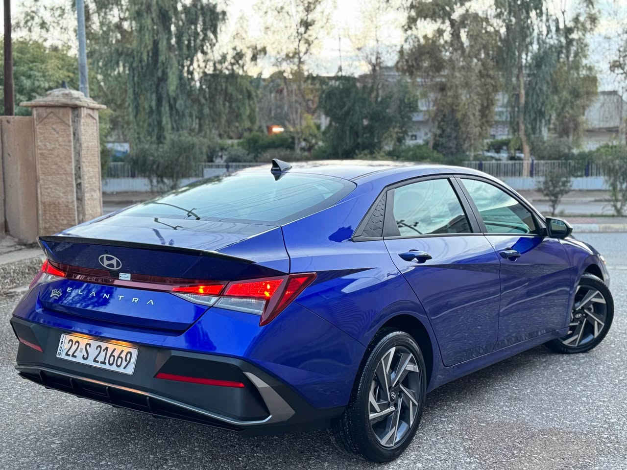 🔹هونداي النترا 2025 
🔹رقم اربيل باسمي السياره  
🔹السياره جديده جداا جداا واحلى من الصور 
🔹السياره بـدون صبغ بــدون صبغ / وصور امريكا موجوده كلين السياره    
🔹مواصفاات السياره   
🔹بصمه تشغيل - وبصمه ابواب 
🔹تشغيل عــن بعــد 
🔹شاشه حجم كبير  + كامره دواره 
🔹رادار امامي اوتو بريك 
🔹رادار جانبيه + حساسات خلفيه 
🔹نضام تحديد مسار للسياقه الالكترونيه
🔹تحكم استيرن كل الجهات 
🔹شاحن وايرلس   
🔹مانع انزلاق + كروز سرعة 
🔹محرك 2000 دوش 
🔹سبير الشركه كتلوكات الشركه  
🔹السياره جديده جدا جدا اي نقص مابيها 
------------------------------------------
السعر 172 وبيها مجال للطيبين 
رقمي للستفسار *********** بغداد, العراق
