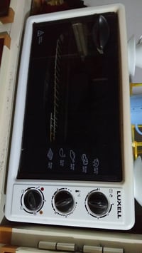 كنتور صاج 3 امتار وربع ب200 اوفن حجم كبير نضيف كلش ب40 كاروك ب30 بايسك...